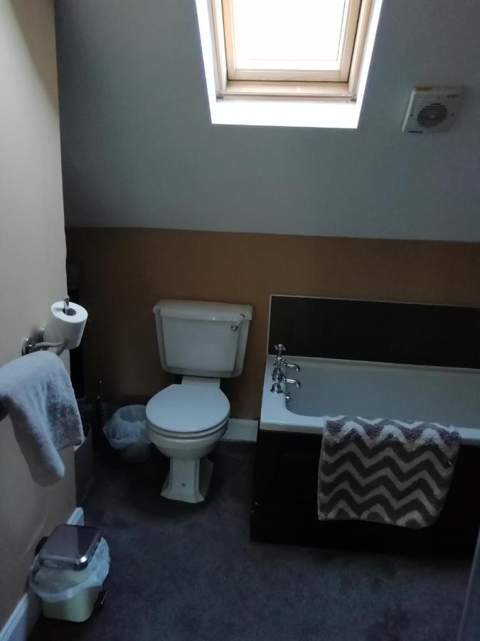 Carvetii - Halite House - 3 Bed House Sleeps Up To 5 People Apartment Tillicoultry Exterior photo